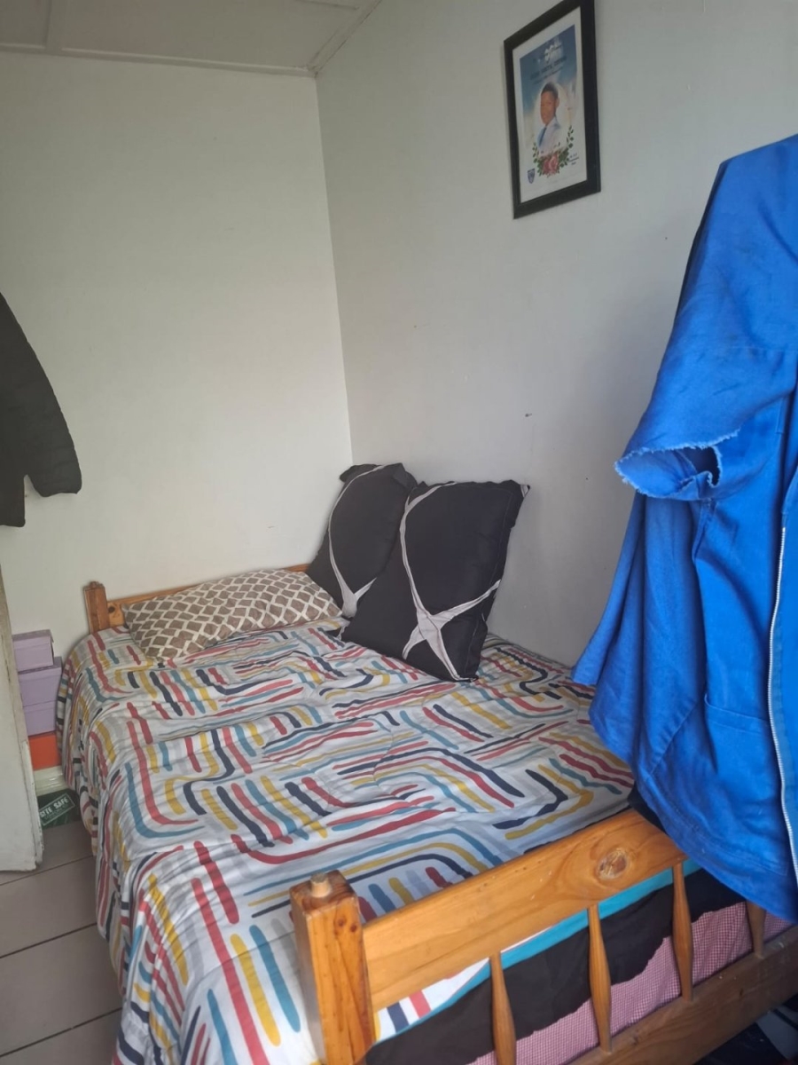 To Let 2 Bedroom Property for Rent in Portlands Western Cape